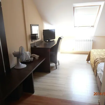 Ramzes Couette-café 4*