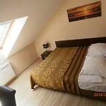 Ramzes Oda ve Kahvaltı 3*